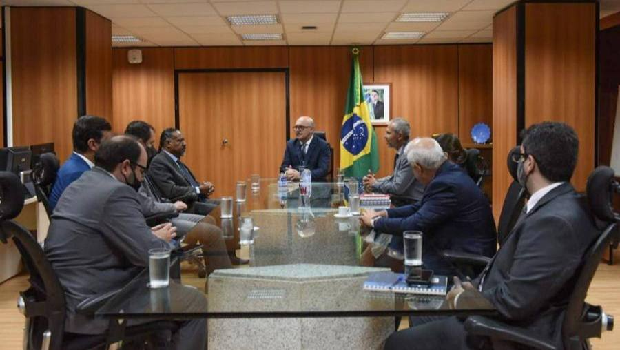 Em Brasília, Lino Sanabria toma posse do cargo de reitor pro tempore