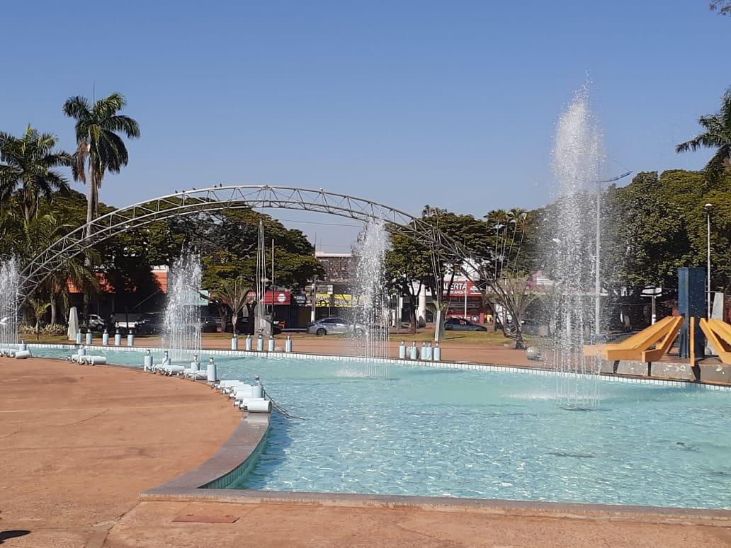 Praça Antônio João passa por revitalização mais bonita e segura garante secretário Alô