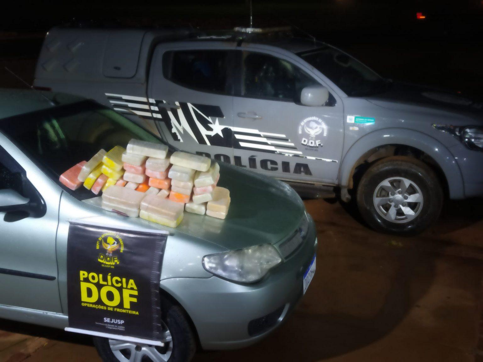Veículo com pasta base de cocaína foi apreendido pelo DOF durante Operação 