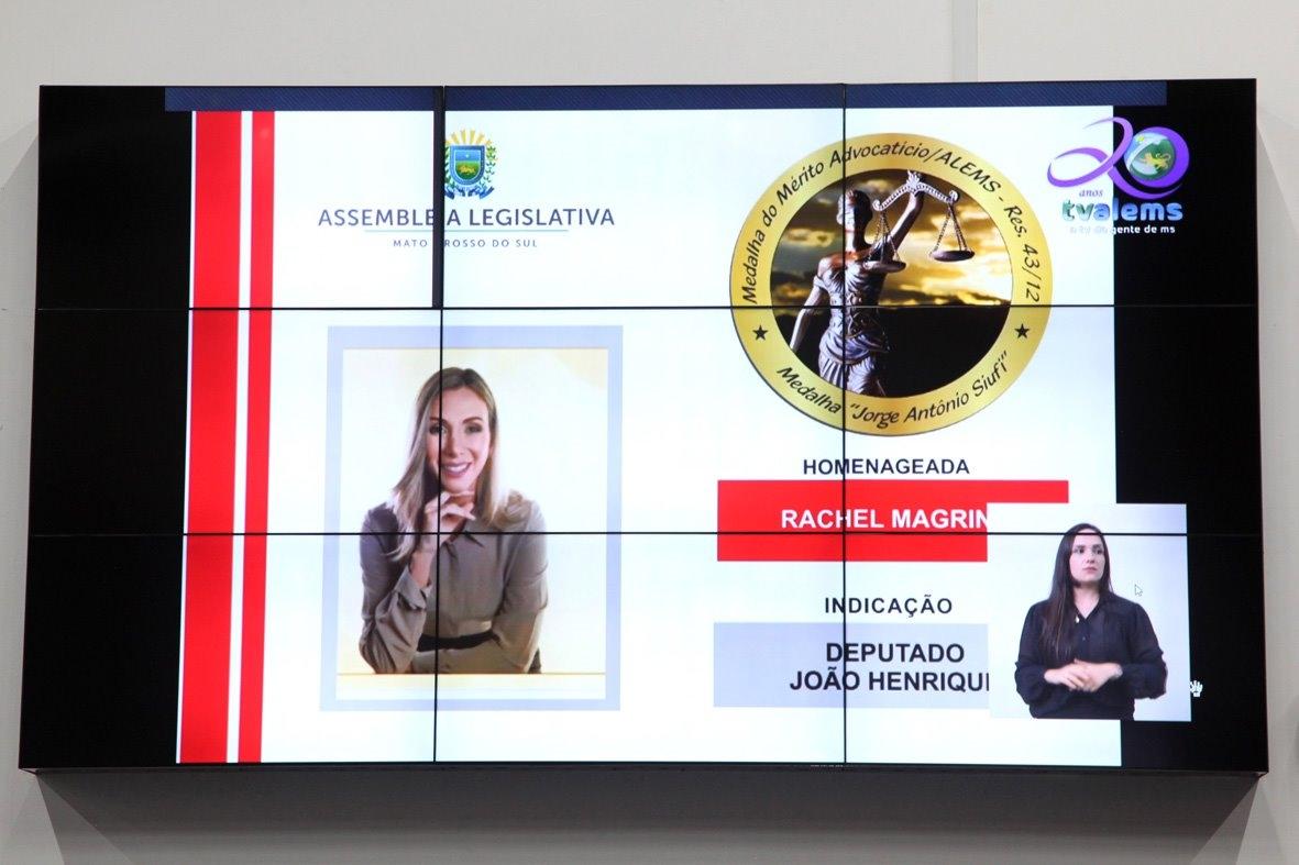 Rachel Magrini recebe medalha d do Mérito Advocatício do Estado de Mato Grosso do Sul “Jorge Antônio Siufi”