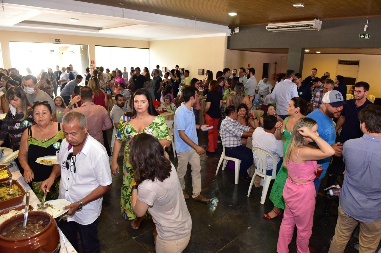 Feijoada de Lançamento da Chapa 10 reúne cerca de 700 advogados no Clube Indaiá