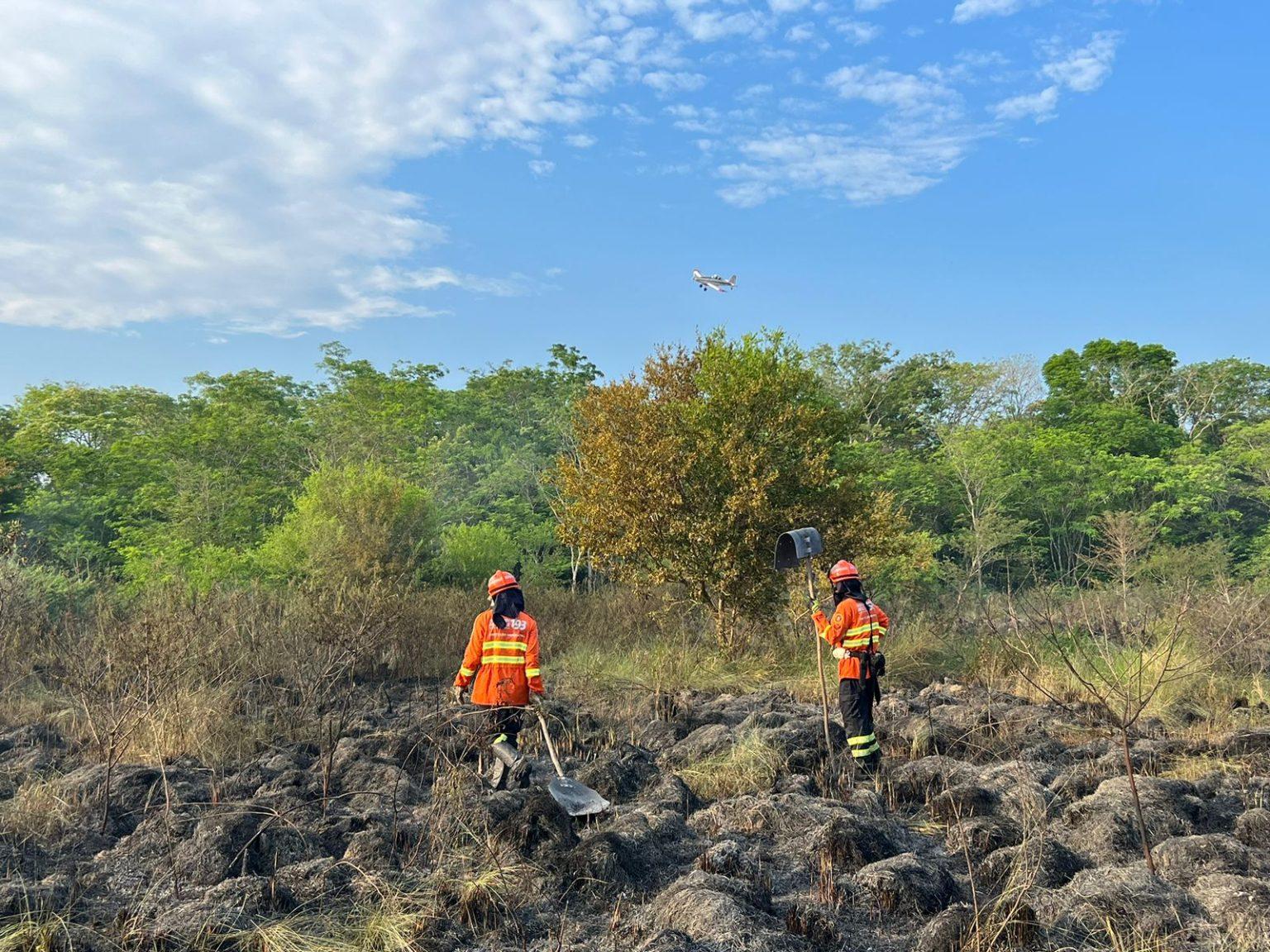 Bombeiros de MS reforçam equipes de combate a incêndios em quatro municípios do Pantanal