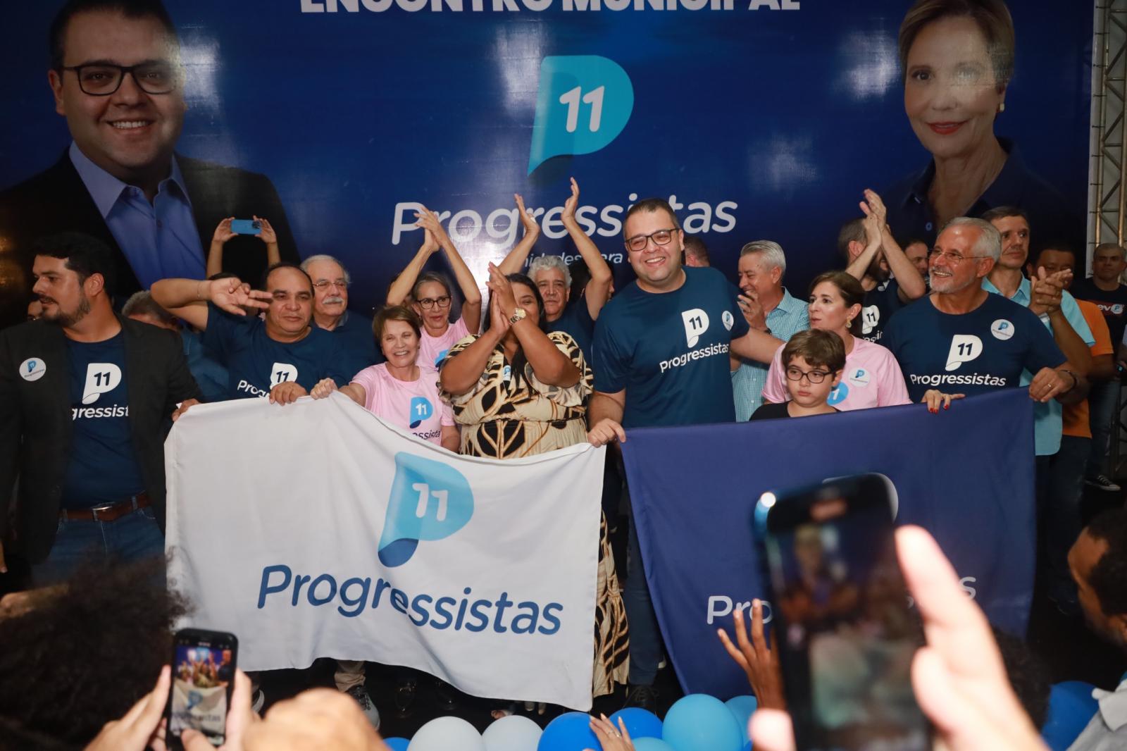 Alan Guedes e Tereza Cristina lideram encontro histórico do PP em Dourados