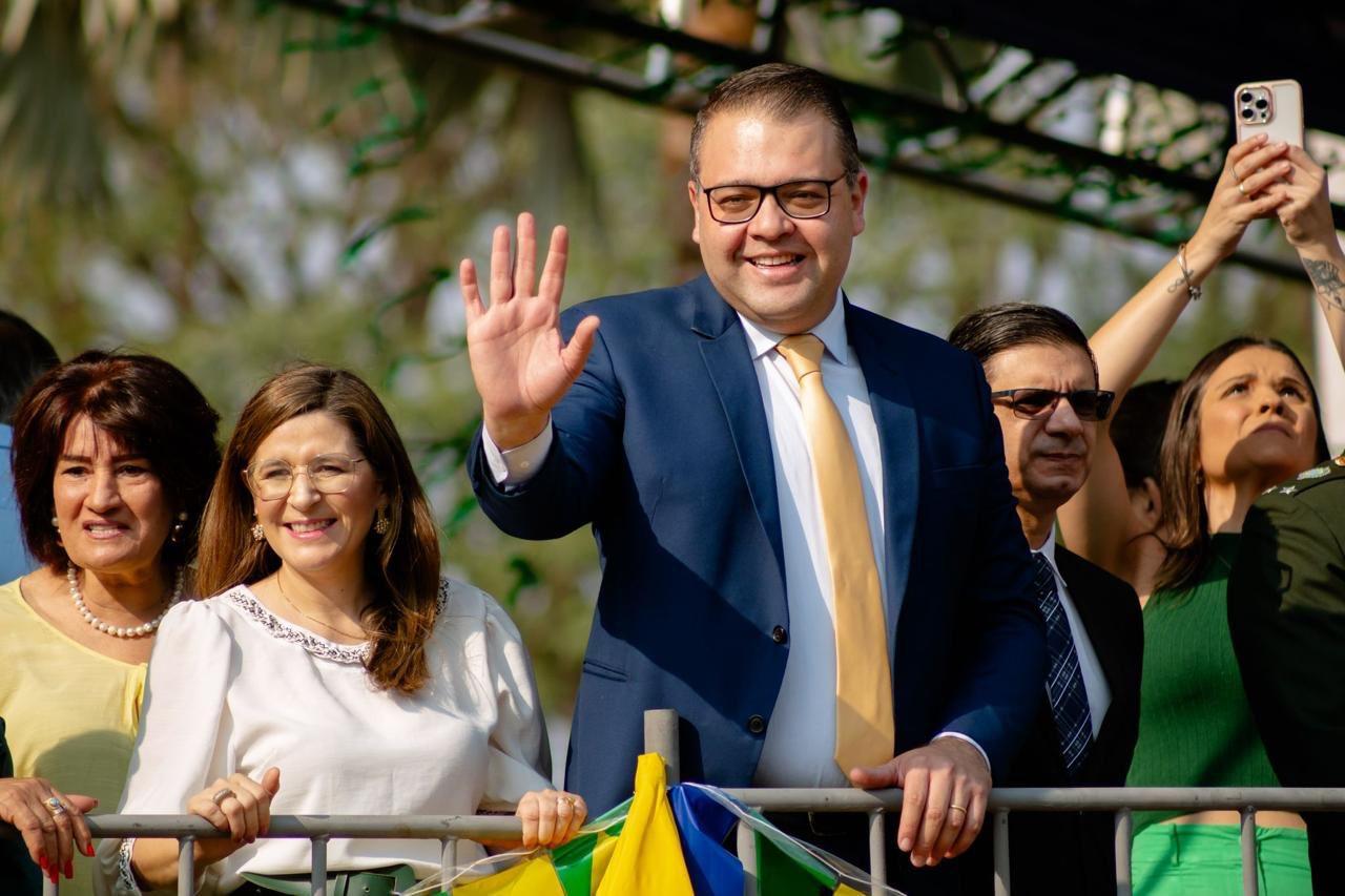 Desfile cívico militar reuniu mais de 25 mil pessoas em Dourados