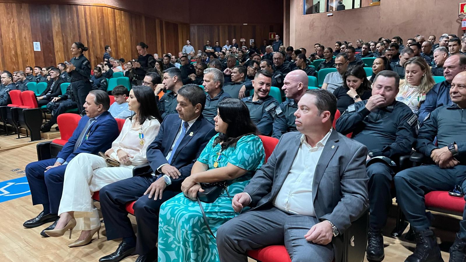 Vice-prefeita de Dourados recebe Prêmio “Tenente-Coronel Ana Neize Baltha” da PM