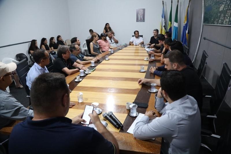 Prefeitura atende iniciativa do vereador Souza e implementa sistema digital para aprovação de projetos
